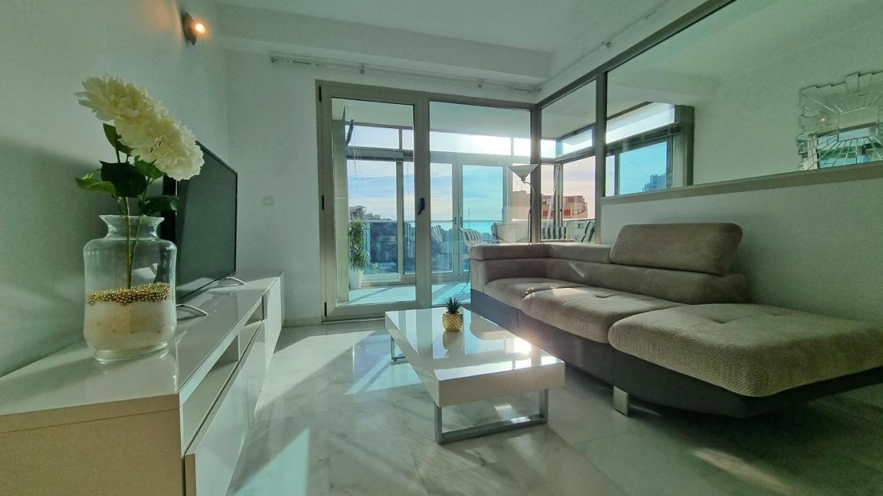 Skyline 14 Large And Sunny All-Day Balcony With Stunning Sea Views Benidorm Esterno foto
