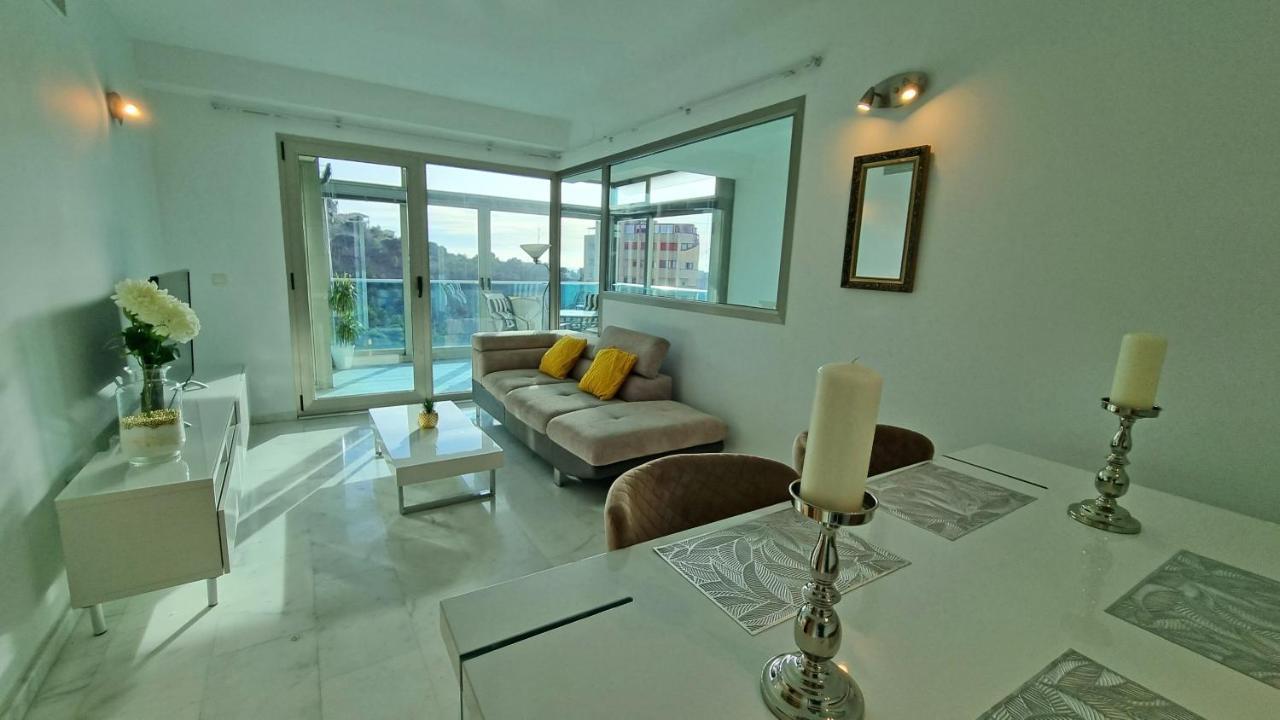 Skyline 14 Large And Sunny All-Day Balcony With Stunning Sea Views Benidorm Esterno foto